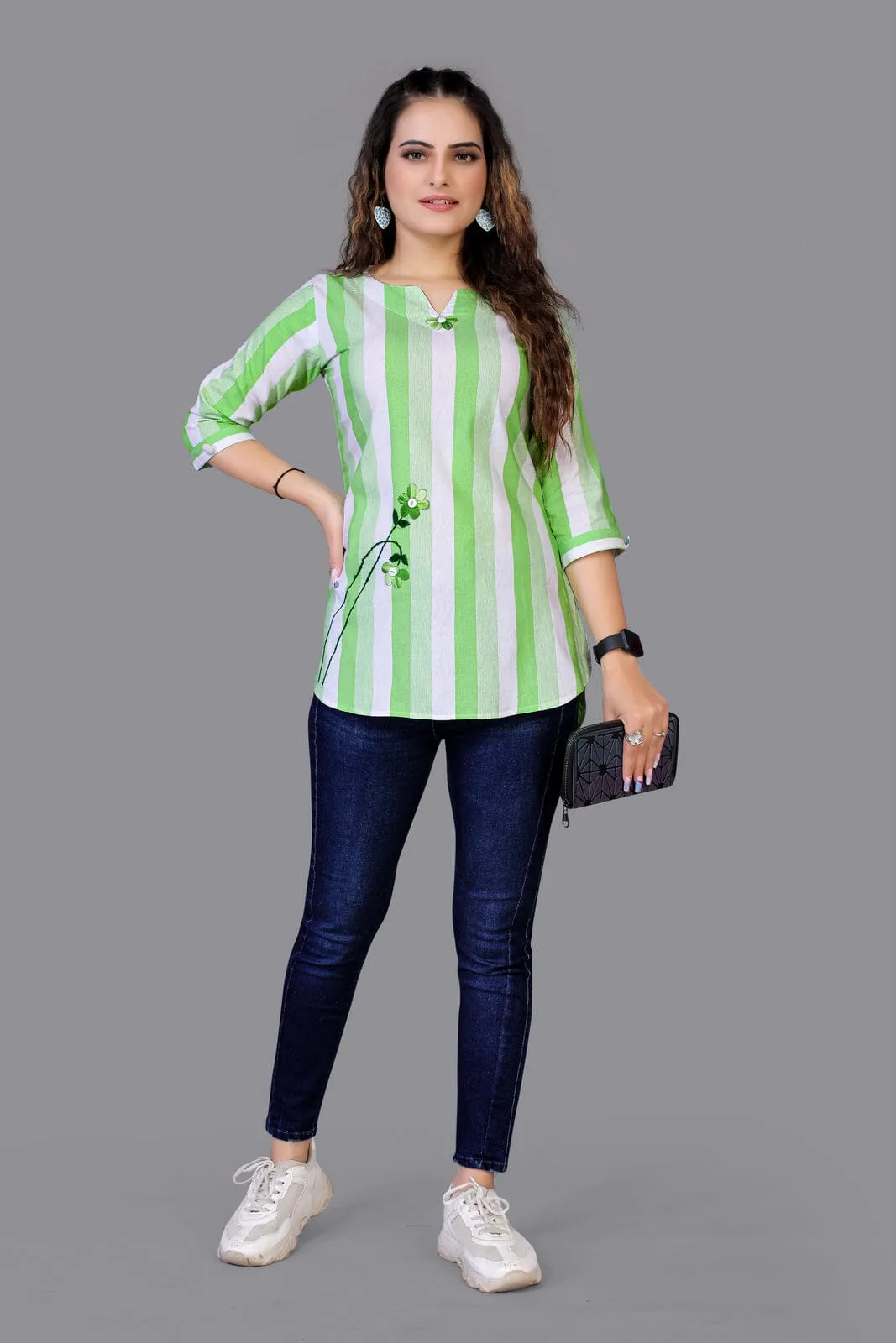 Aarvi Light Green Cotton Tunics