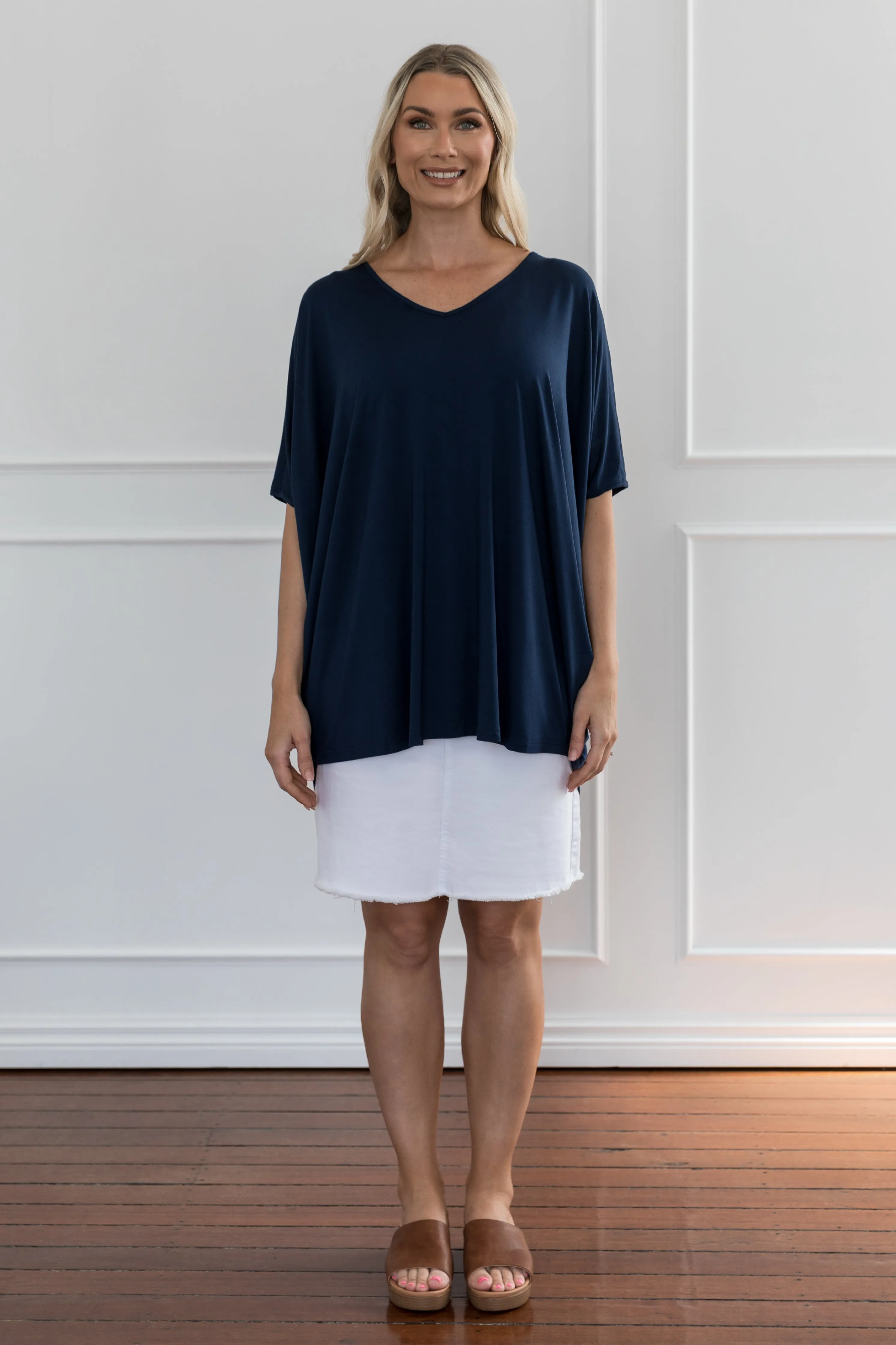 Hi Low Miracle Top | Navy